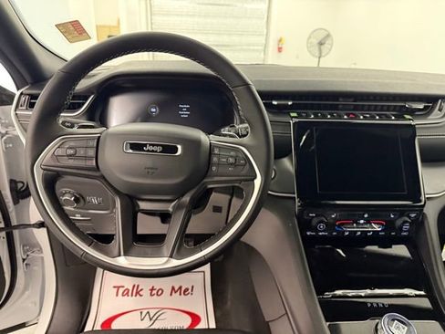 New 2026 Jeep Grand Cherokee Laredo image 17