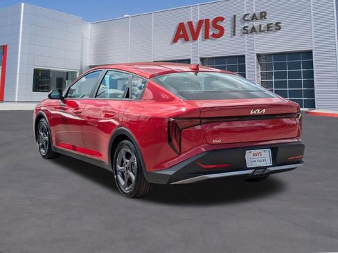 Used 2025 Kia K4 LXS image 9