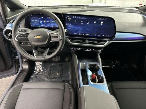 Used 2024 Chevrolet Equinox EV LT w/ LPO, Blackout Package image 12