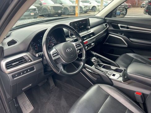 Certified 2020 Kia Telluride S image 6