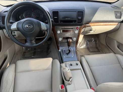 Used 2008 Subaru Outback 2.5i Limited L.L. Bean AWD/4WD image 22