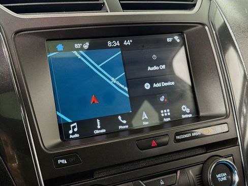 Certified 2018 Ford Explorer XLT w/ Equipment Group 202A image 15