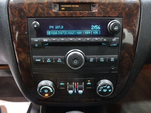 Used 2013 Chevrolet Impala LT w/ LT Sunroof Package FWD image 26