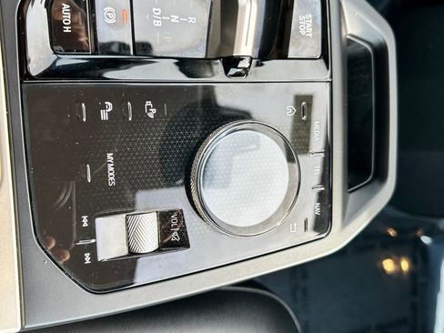 Used 2024 BMW iX xDrive50 image 20