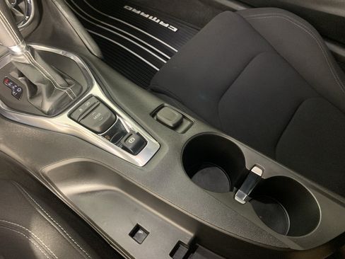 Used 2020 Chevrolet Camaro LS image 29