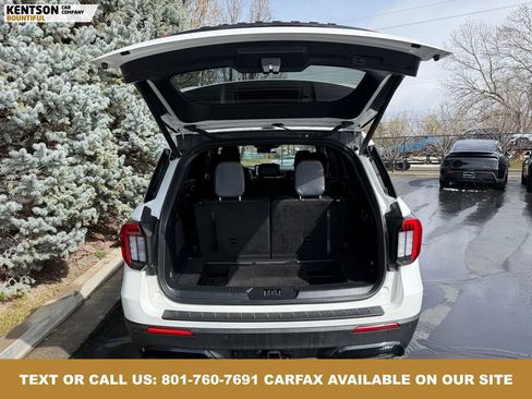 Used 2025 Ford Explorer ST-Line w/ ST-Line Street Pack image 36