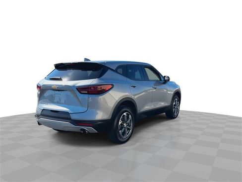 Certified 2025 Chevrolet Blazer LT image 8