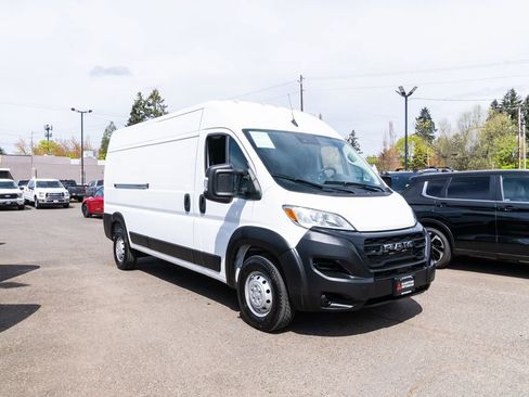 Used 2023 RAM ProMaster 2500 FWD image 22
