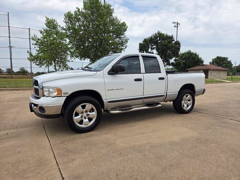 Used 2004 Dodge Ram 1500 Truck SLT w/ Quad Cab Big Horn Value Group AWD/4WD image 2
