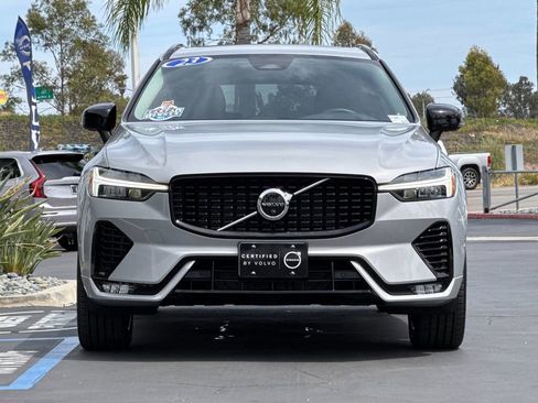 Certified 2023 Volvo XC60 B5 Plus w/ Protection Package Premier AWD/4WD image 8