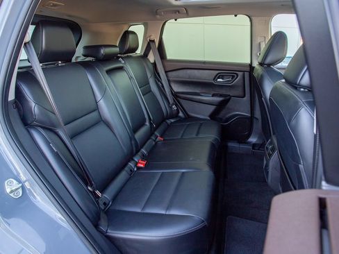Used 2023 Nissan Rogue SV w/ SV Premium B Package AWD/4WD image 20