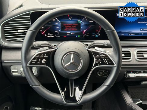 Used 2025 Mercedes-Benz GLS 450 4MATIC image 18