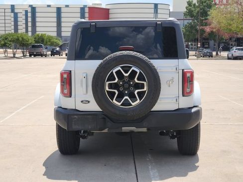 Used 2025 Ford Bronco Outer Banks AWD/4WD image 6