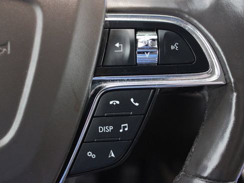 Used 2021 Lincoln Nautilus Reserve w/ Cargo Utility Package FWD image 22