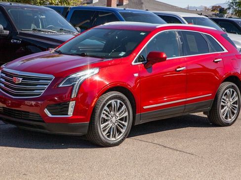 Used 2018 Cadillac XT5 Premium Luxury image 9