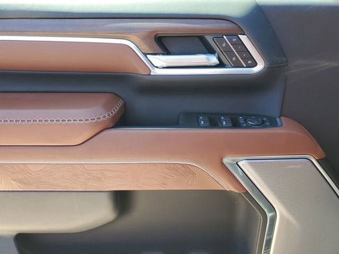 New 2026 GMC Sierra 3500 Denali Ultimate AWD/4WD image 18