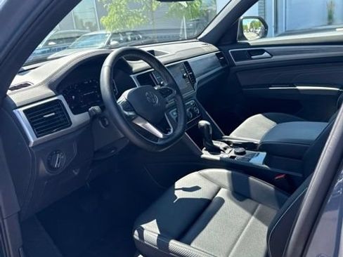 Used 2022 Volkswagen Atlas Cross Sport SE w/ Panoramic Sunroof Package AWD/4WD image 16