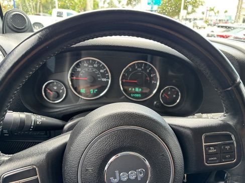 Used 2011 Jeep Wrangler Rubicon w/ Dual Top Group AWD/4WD image 14