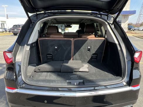 Certified 2024 Acura MDX SH-AWD w/ Technology Package image 24