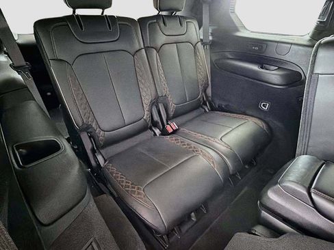 Used 2023 Jeep Grand Cherokee L Summit AWD/4WD image 34