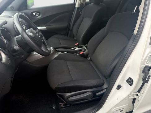 Used 2013 Nissan Juke S FWD image 11