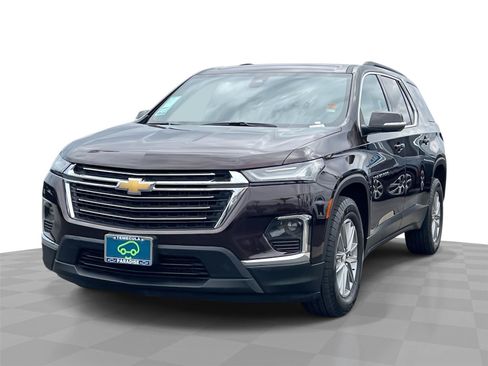 Certified 2022 Chevrolet Traverse LT AWD/4WD image 1