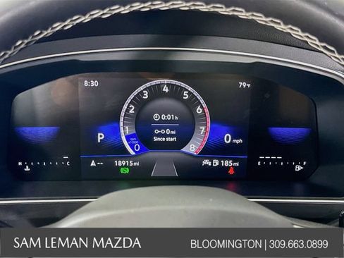 Used 2024 Volkswagen Tiguan SE FWD image 12