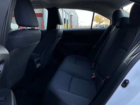 Used 2025 Toyota Corolla LE image 11