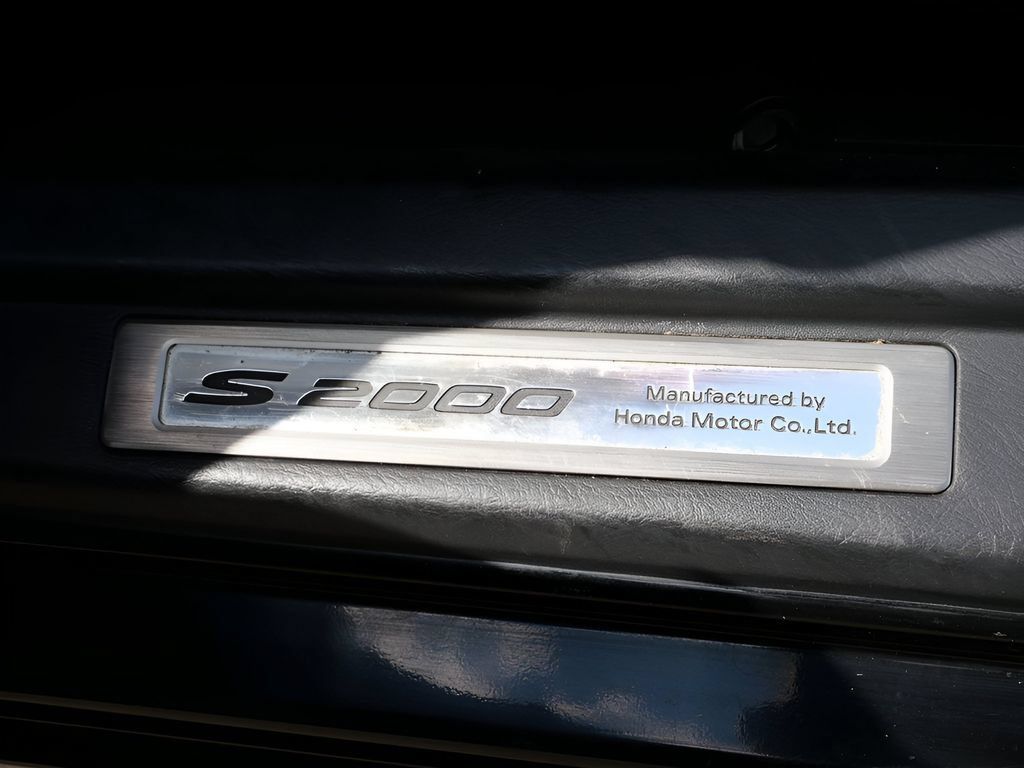 Used 2003 Honda S2000 image 22
