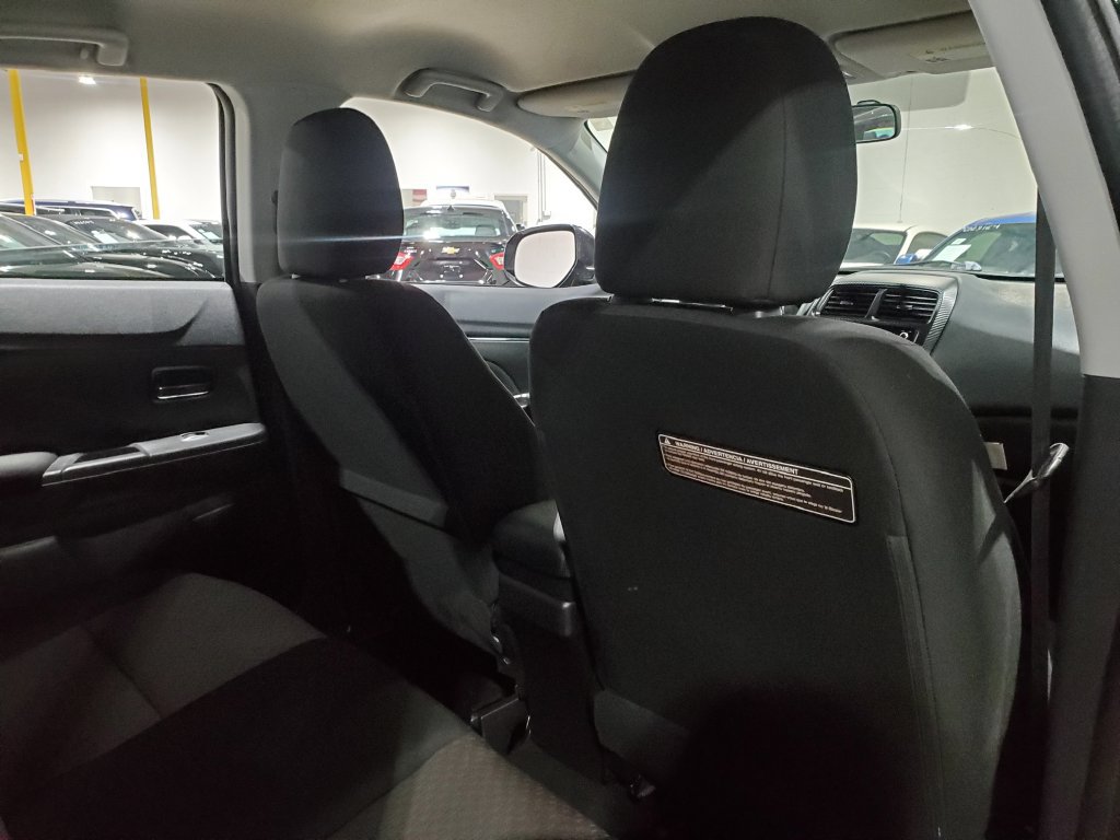 Used 2018 Mitsubishi Outlander Sport LE FWD image 20