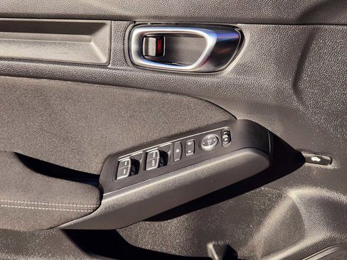 Certified 2022 Honda Civic LX image 23