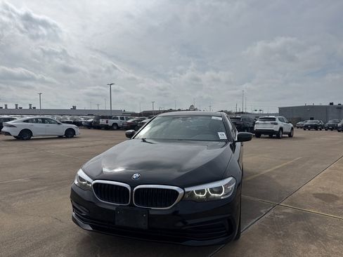 Used 2019 BMW 530i xDrive w/ Convenience Package image 6