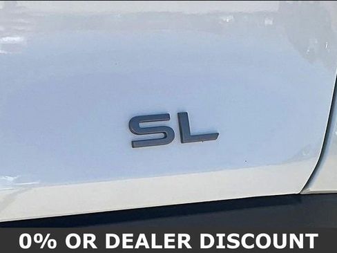 New 2025 Nissan Murano SL image 9