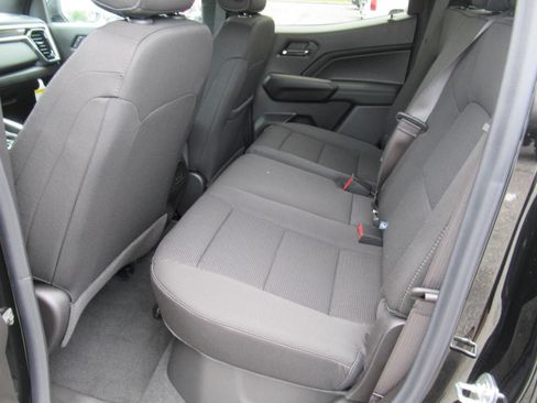 New 2026 GMC Canyon Elevation w/ Convenience Package RWD image 31
