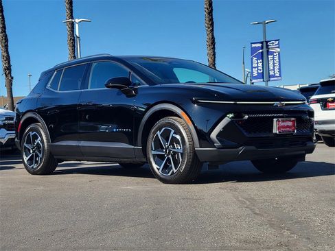 New 2026 Chevrolet Equinox EV LT image 25