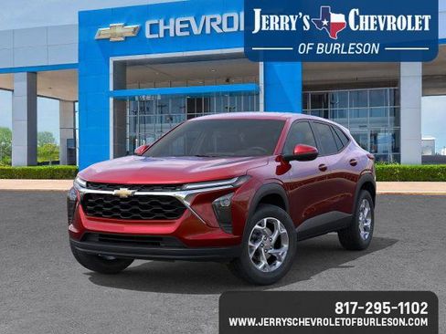 New 2026 Chevrolet Trax LS image 8