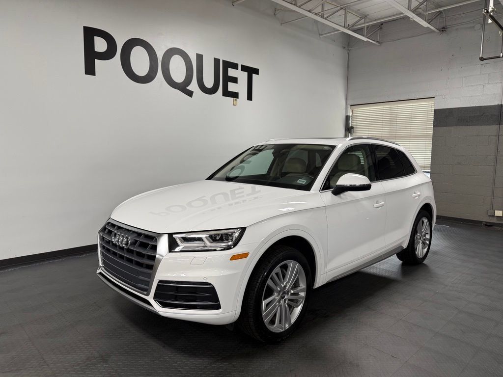 Used 2019 Audi Q5 2.0T Premium Plus w/ Premium Plus Package AWD/4WD image 2
