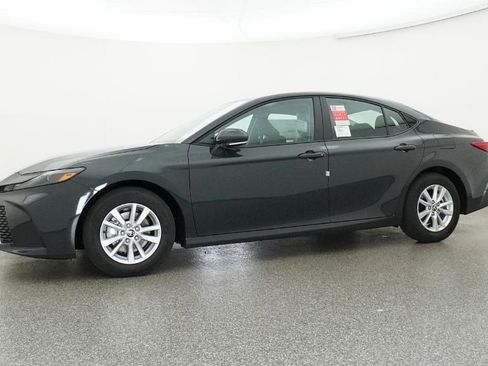 New 2026 Toyota Camry LE image 8