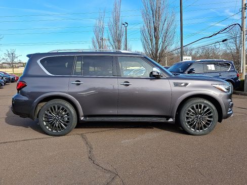 Certified 2024 INFINITI QX80 Sensory w/ Cargo Package image 7