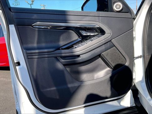 Used 2022 Land Rover Range Rover Evoque S image 20