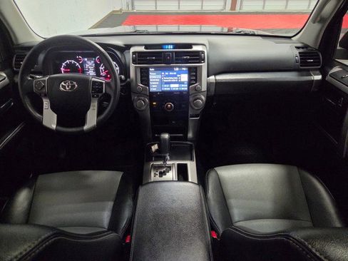 Used 2022 Toyota 4Runner SR5 Premium image 7