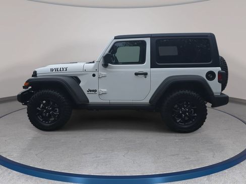 Used 2022 Jeep Wrangler Sport AWD/4WD image 8