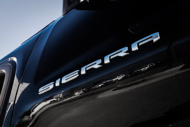 Used 2023 GMC Sierra 1500 Pro w/ Pro Value Package AWD/4WD image 27