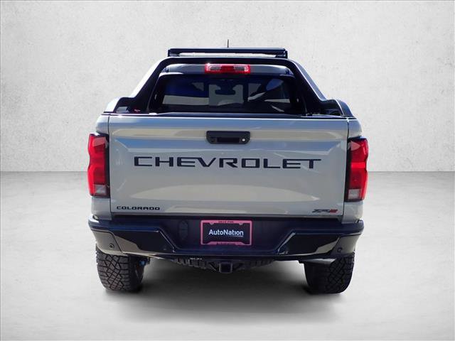New 2026 Chevrolet Colorado ZR2 w/ Midnight Edition AWD/4WD image 3