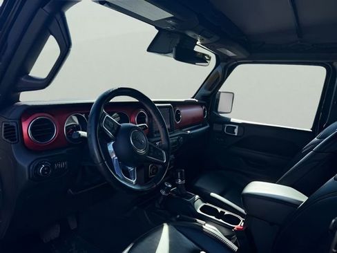 Used 2021 Jeep Gladiator Rubicon image 12