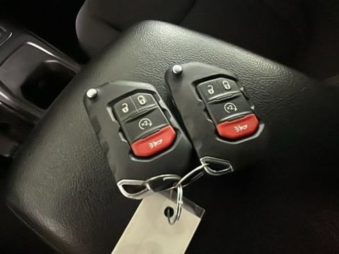 Used 2023 Jeep Wrangler Unlimited w/ 8.4" Radio Group AWD/4WD image 19