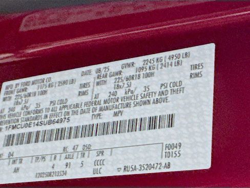 New 2025 Ford Escape PHEV FWD w/ PHEV Premium Package image 32