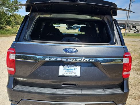 Used 2021 Ford Expedition XL AWD/4WD image 9