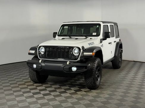 Used 2024 Jeep Wrangler Unlimited image 10