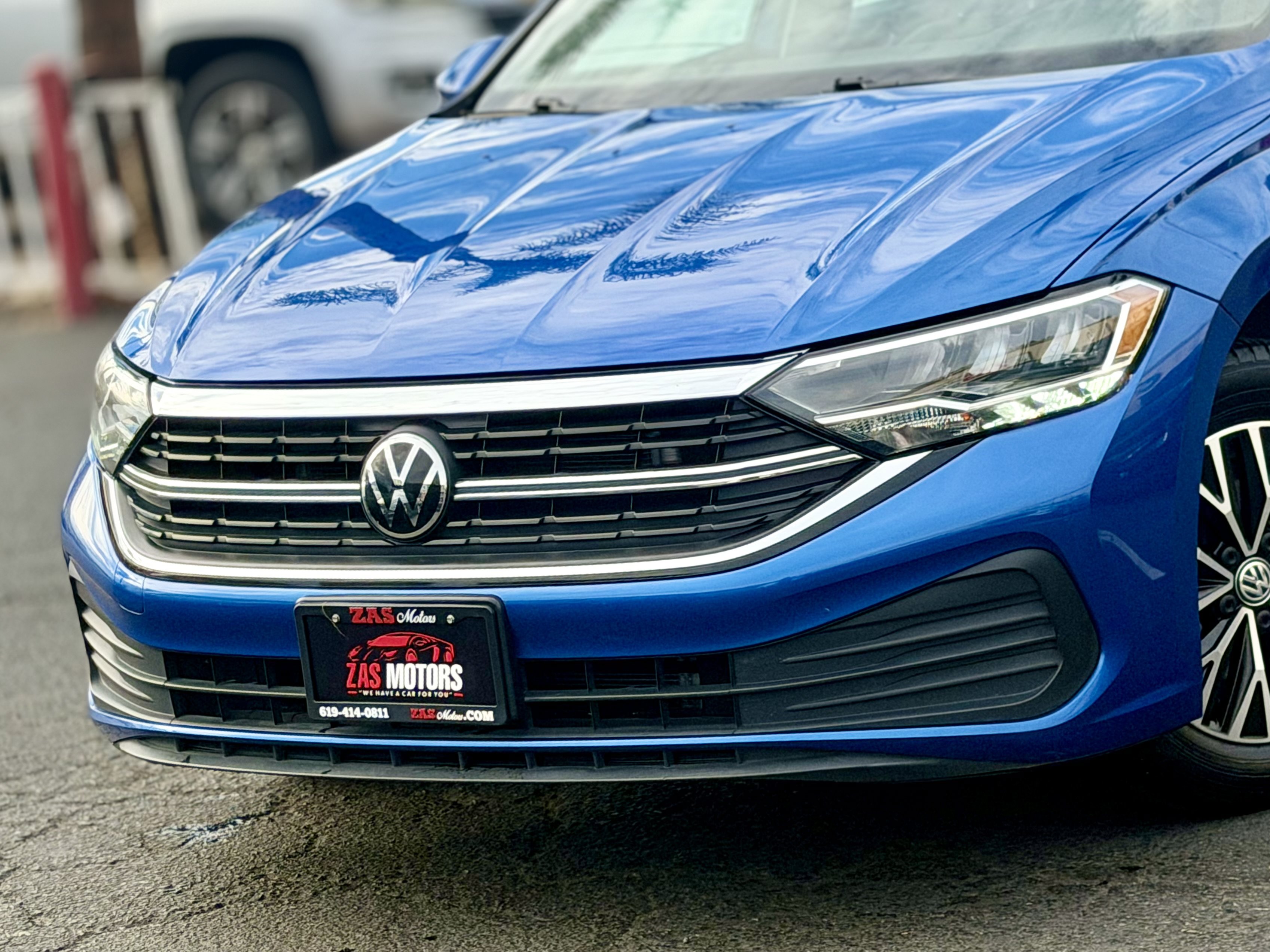 Used 2024 Volkswagen Jetta SE FWD image 7